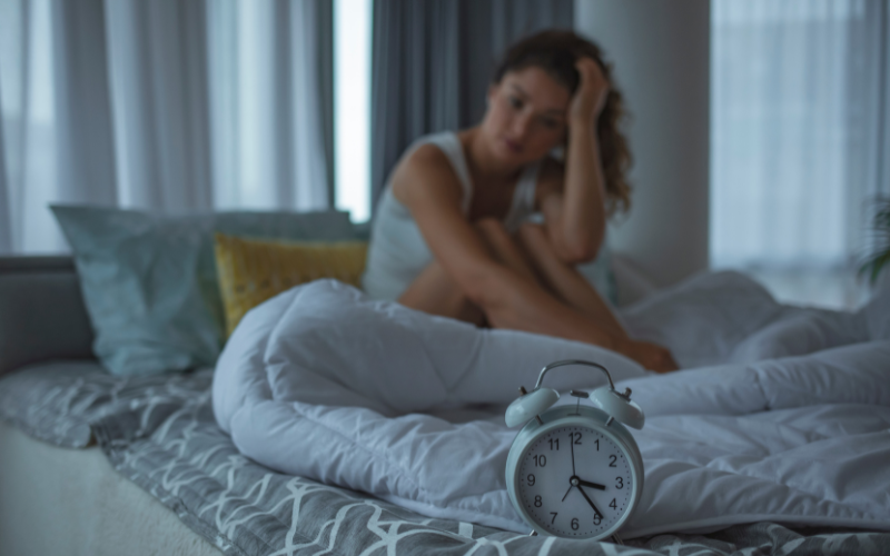 Sinais de metabolismo lento como cansaço e insônia